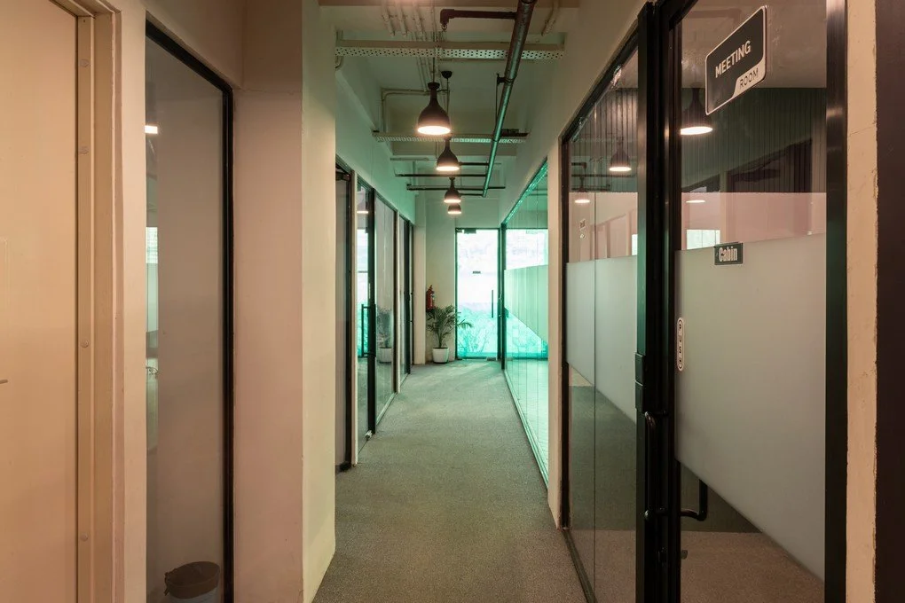 Private office corridor at Dumartarai